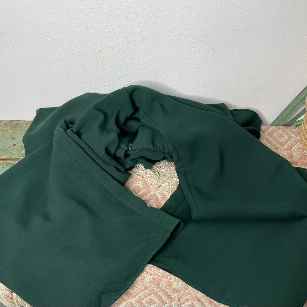 FAME& PARTNERS Green The Ellis Jumpsuit Flare Leg Size 2 Ruffle